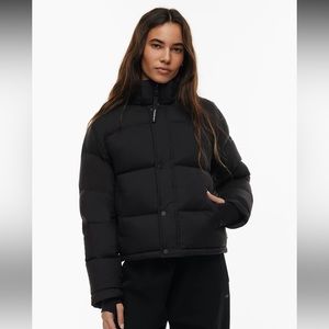 Aritzia The Super Puff™ Shorty